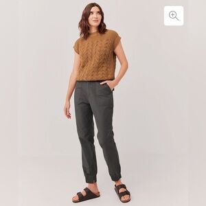 NWT Pact Apparel Woven Twill Utility Jogger - women’s medium